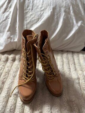 Zapato alto